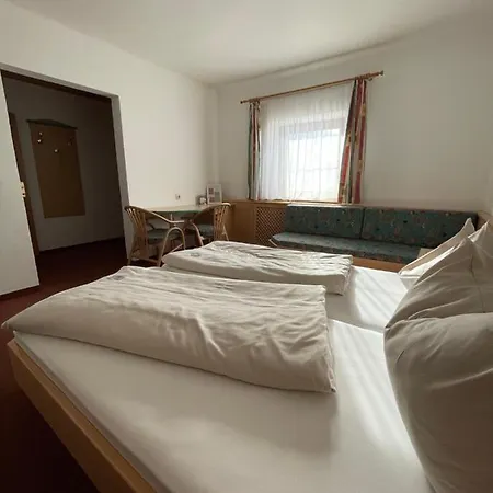 Guest house Hotel Die Metzgerstubn